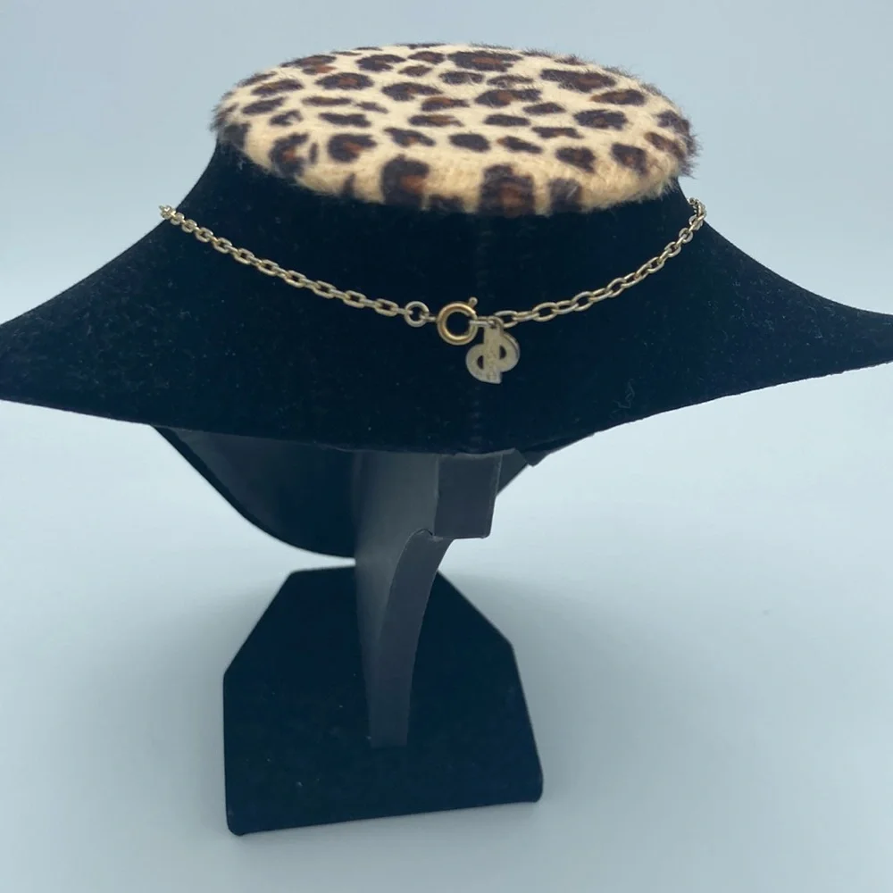 CHRISTIAN DIOR PEDANT GOLD TONE NECKLACE